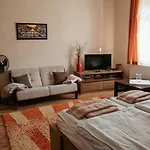Dobay Gyula