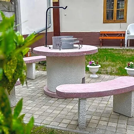 Dobay * Gyula