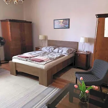 Dobay Apartmanhotel *