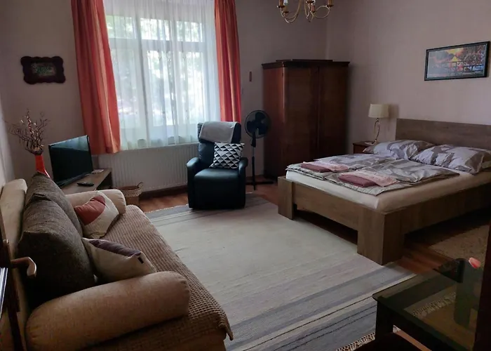 Dobay Hotel de apartamente Jula