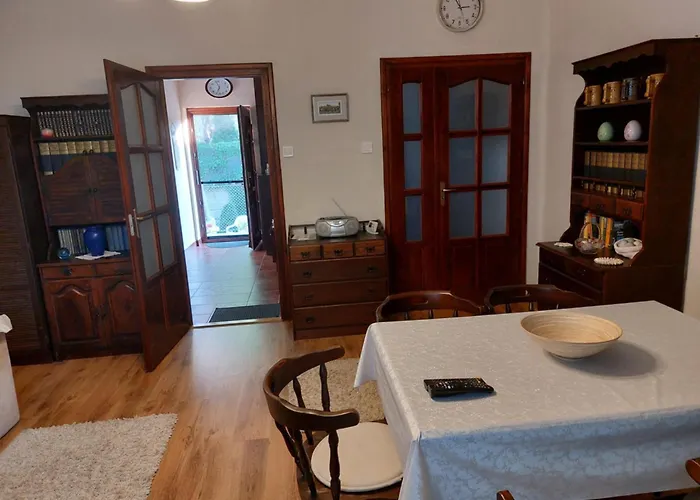 Dobay Hotel de apartamente Jula